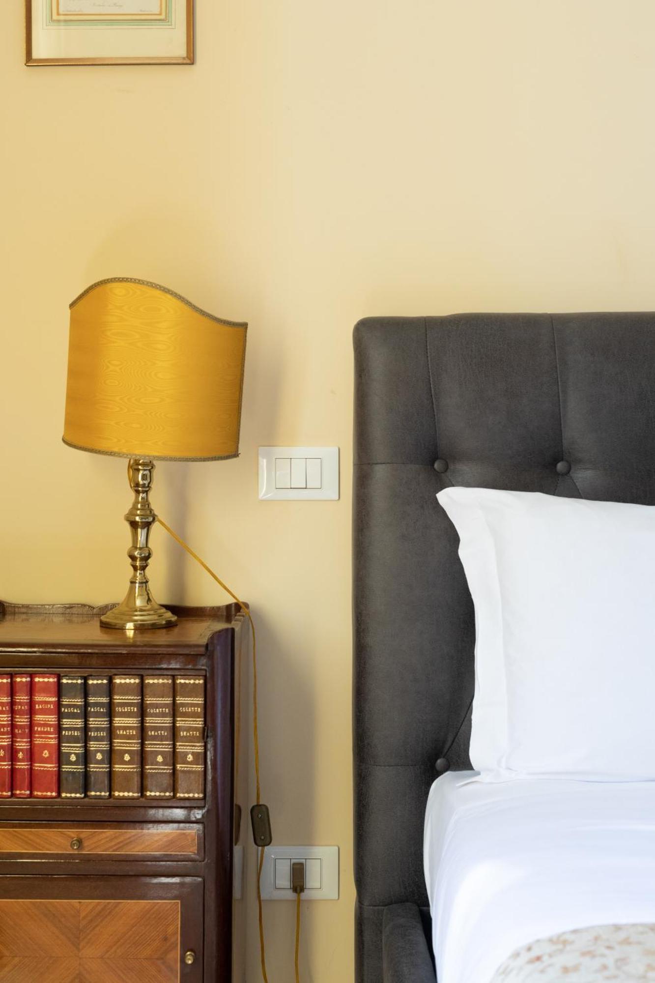 Elegant Suites In Rome Exterior photo